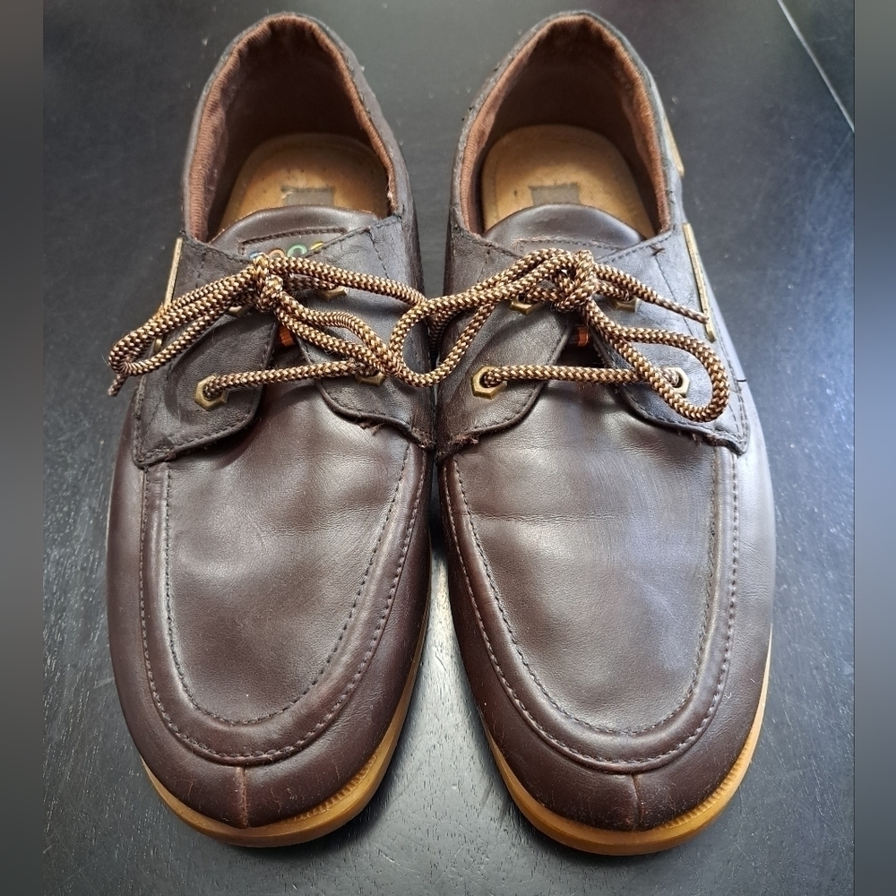 Coogi Australia Brown Pu Leather Lace Oxford/ Boat Shoe  Size 8.5